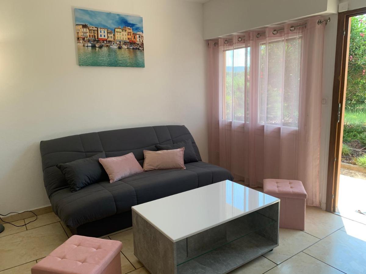 Апартаменты Le Venise 3 Etoiles Frejus Сен-Глф Экстерьер фото